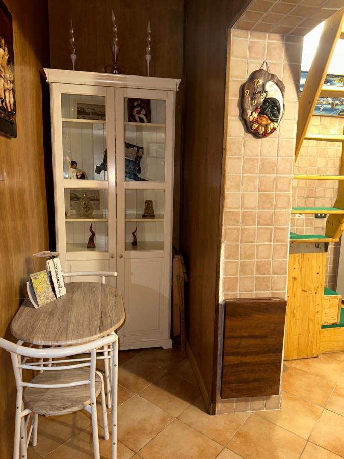 Tiny House - Spaccanapoli Appartement Buitenkant foto